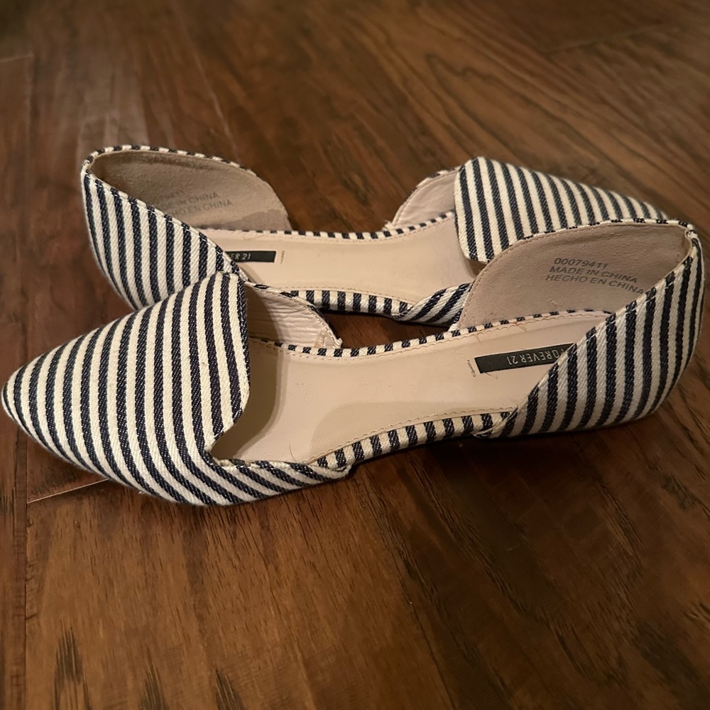 Forever 21 flats. Size 7 & 1/2. White and navy